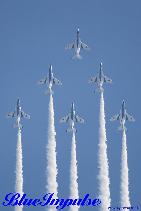 7 8月x日 自衛隊ブルー インパルスの勇姿