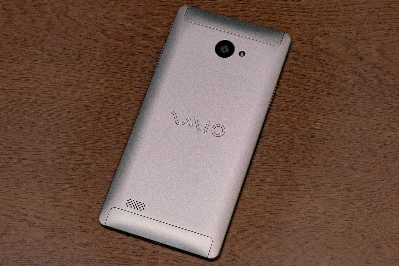 Simフリースマホ Vaio Phone A の中身をチェック 独自カスタマイズの少ないuiや待望のdsds Volteはどんな感じ Nttドコモに加えて Au Volteも試してみた レビュー ライブドアニュース