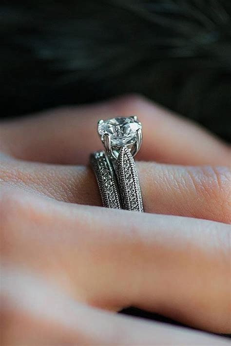 Princess eugenie of york is the latest member of the royal family to get engaged—and now boasts a padparadscha sapphire engagement ring. 30 Beautiful Wedding Ring Sets For Your Girl | Oh So