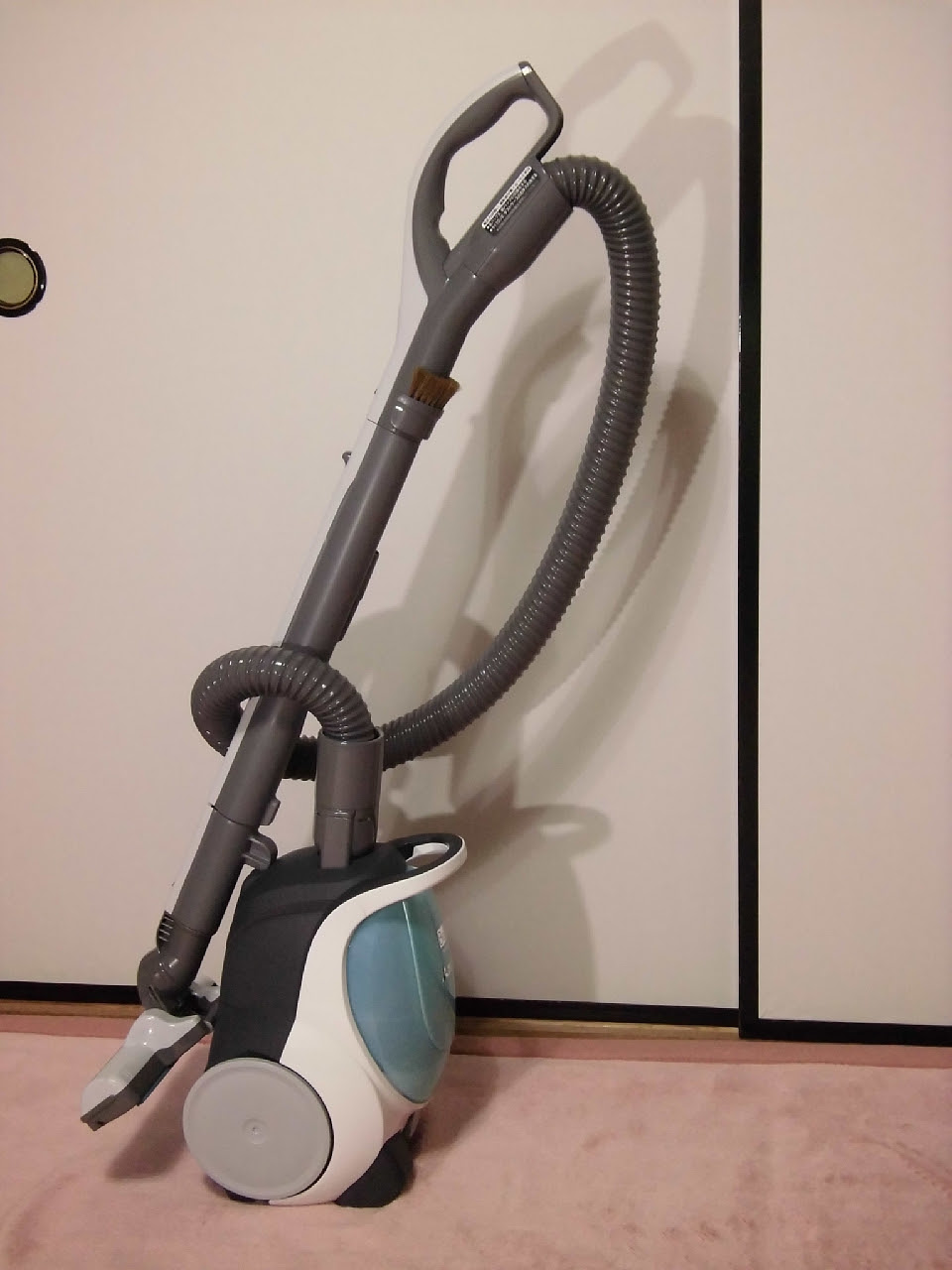 紙パック式掃除機を比較して結局三菱be Kを買ったのでレビュー