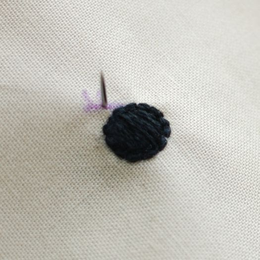  Retro Mama: Satin stitched doll eyes tutorial