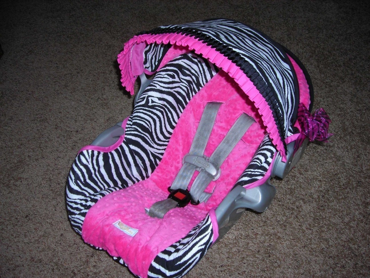 Infant Custom Car Seat Cover. From TheBelovedBaby