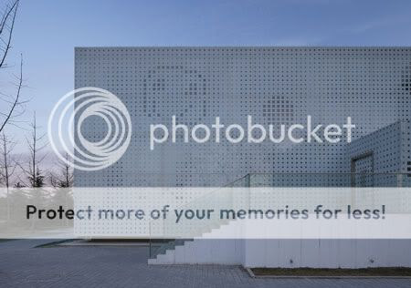 Family Box by Crossboundaries Architects