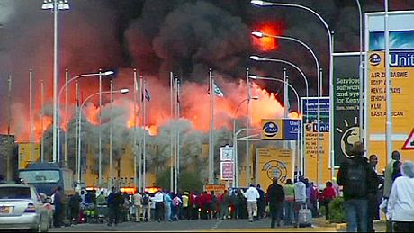 Un incendio paraliza el aeropuerto de Nairobi