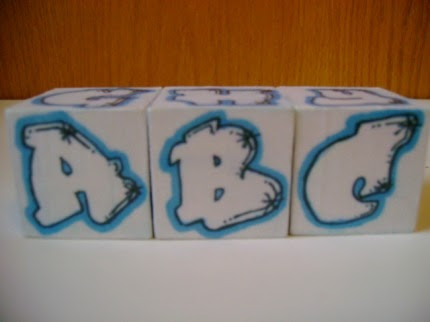 http://daddytypes.com/archive/beebles_graffiti_blocks.jpg