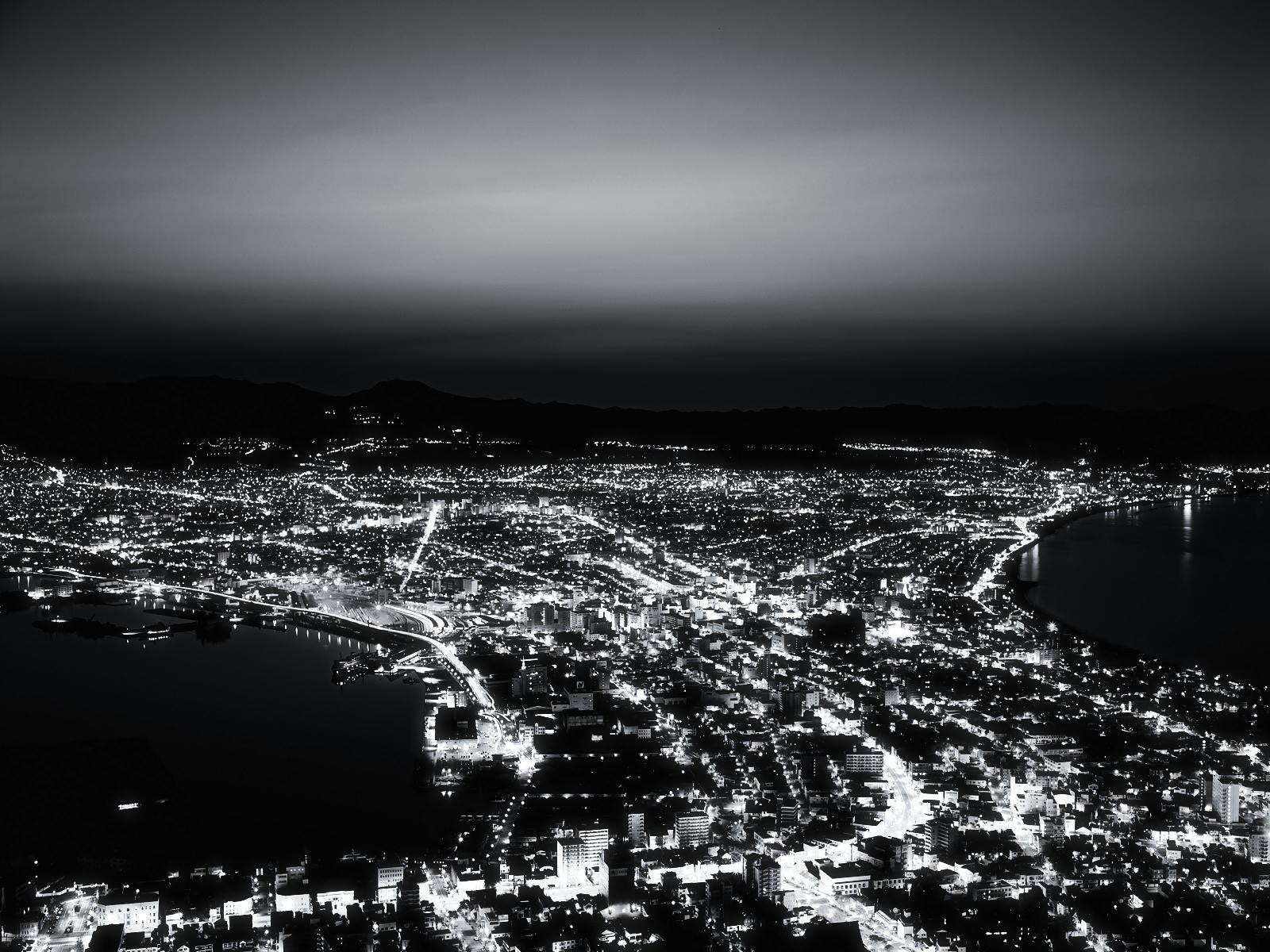 Black And White City Wallpapers - Wallpaper Cave