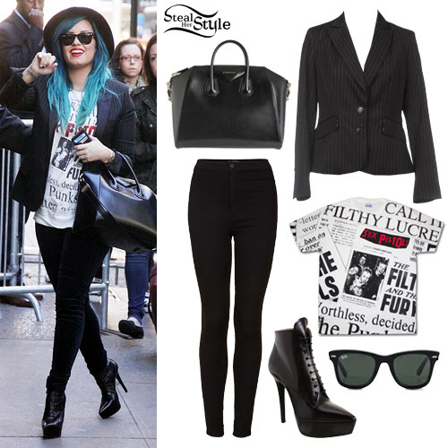 Demi Lovato arriving at "Good Morning America" October 24th, 2013 - photo: dlovato-news