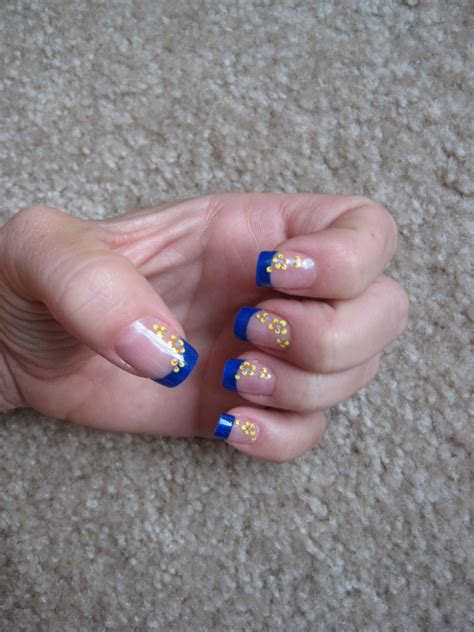 5+ Nail Designs Blue Flowers 2020