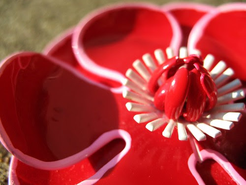 Red, white, and pink flower pin