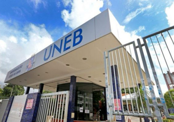 Estudantes já podem sacar até R$ 800 do Programa Mais Futuro na Bahia