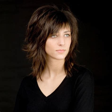 coiffure carre mi long destructure