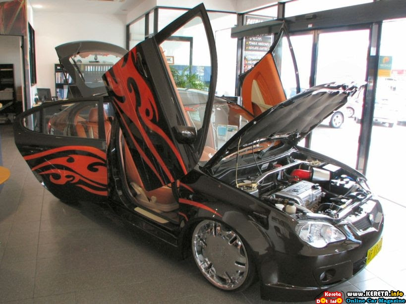 BENJI’S PROTON GEN2 – FROM THE WESTS TIGERS RUGBY LEAGUE TEAM.