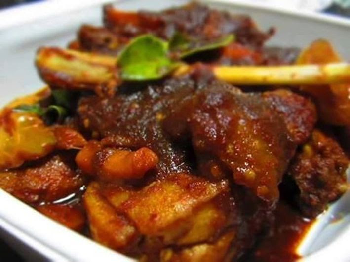 Ayam Pedas Limau Purut – Asap Dapur