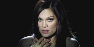 Terungkap! Jessie J Dulu Sering Kirim Foto 'Bugil' untuk Sang Pacar http://ift.tt/20kt43r - Berita Artis Hollywood 'Bugil' Terkini Terbaru Hari Ini - Jessie J tak khawatir bila ia menjadi salah seorang artis yang foto bugilnya akan disebarkan di internet. Penyanyi Price Tag ini secara tegas menyatakan bahwa ia tidak pernah menyesali karena pernah berfoto telanjang