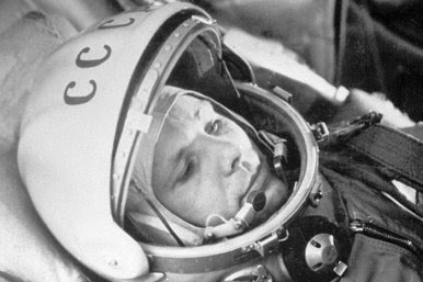 El primer vuelo del hombre al espacio