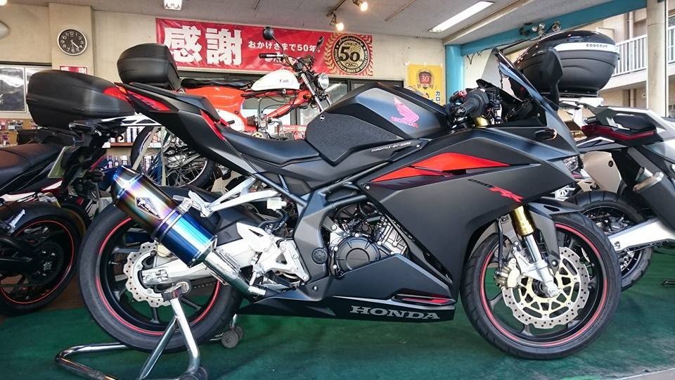 Cbr250rr のマフラー