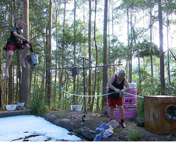 Bikini-clad Amy Willerton and Joey Essex hit the showers ...