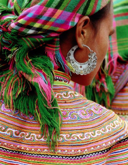 
Vietnamese embroidery is gorgeous
