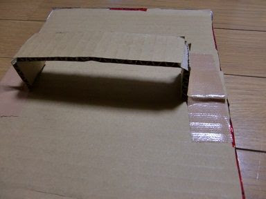 ダンボールの盾 簡単手作りおもちゃの作り方 工作図鑑