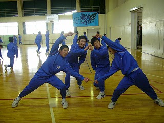 決めポーズは フュージョン 2年体育 ダンス 田原市立伊良湖岬中学校