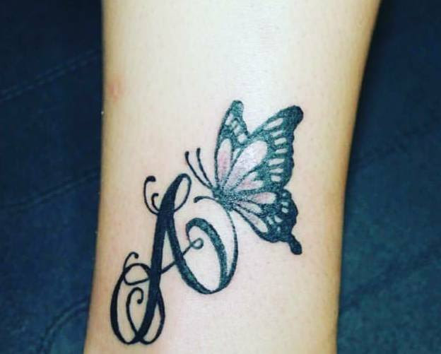 Tatuaggi lettere: 30 foto e modelli per voi!