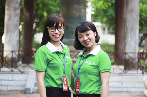 hai-nu-sinh-hung-yen-cung-la-thu-khoa-dai-hoc-thuong-mai