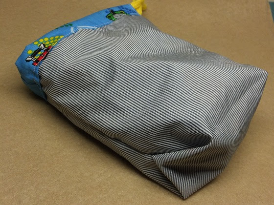 折りマチの二枚仕立て巾着 コップ入れ 手作りなら 思いのママ
