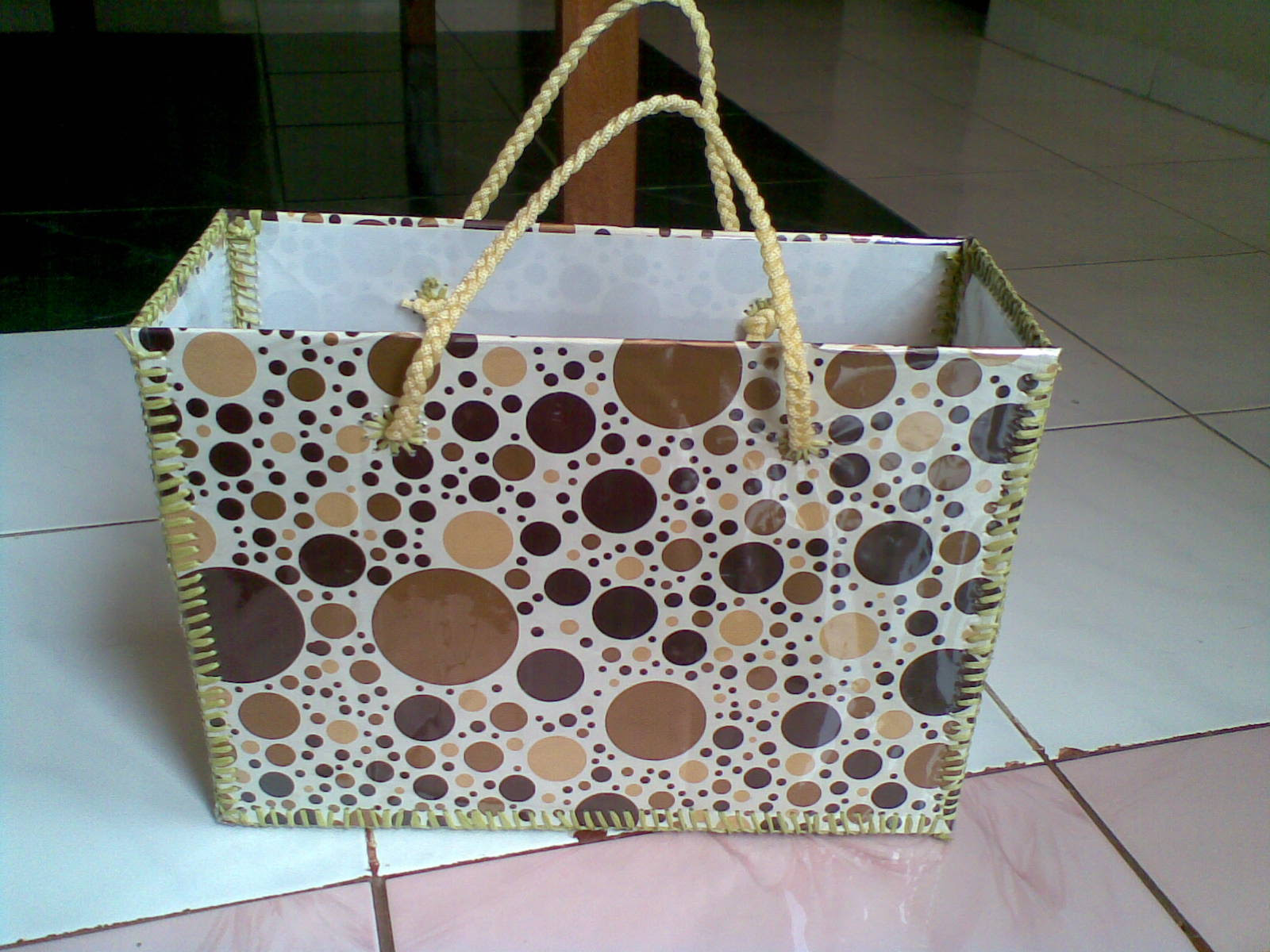  Kerajinan  tangan  Kerajinan  Tas dari  Kardus