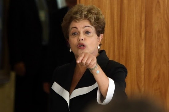 “Pai de santo” visita Dilma no Planalto