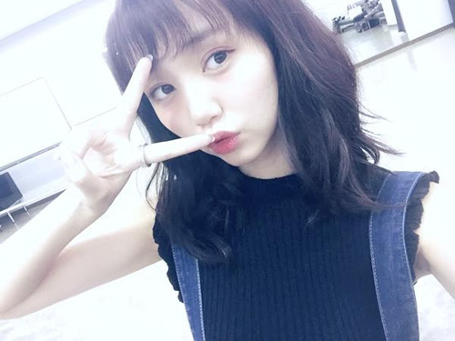 日本の女子高生 見事な自撮りポーズ 新華網日本語