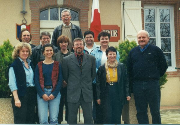 CONSEIL-2002.jpg