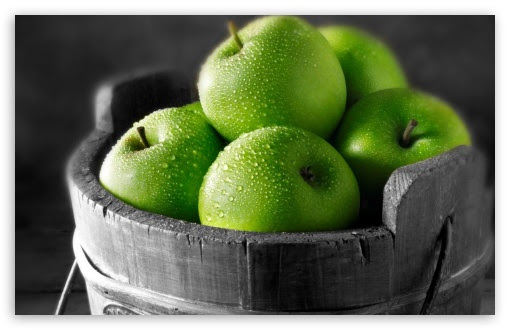 Green Apples 4K HD Desktop Wallpaper for 4K Ultra HD TV • Wide & Ultra Widescreen Displays ...