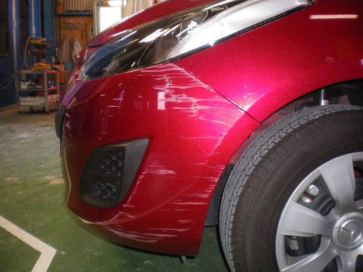 バンパーの傷凹み 修理 塗装 補修 ぶつけちゃった時どうすればいいの 板金塗装 岡崎市 自動車板金塗装修理 豊田 安城 幸田