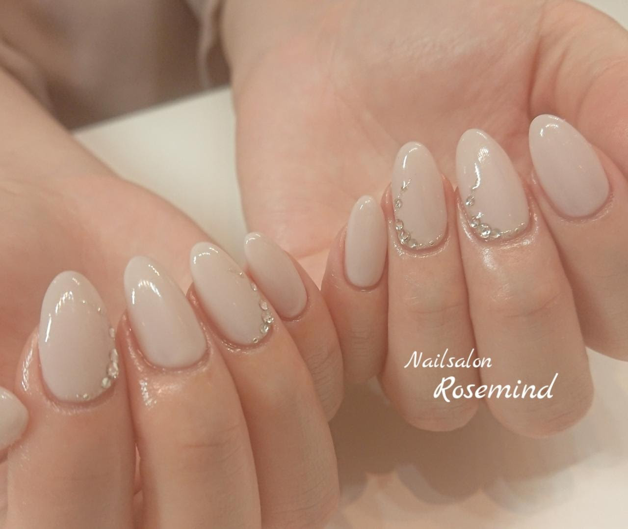 19 8月 15 Nail Salon Rosemind
