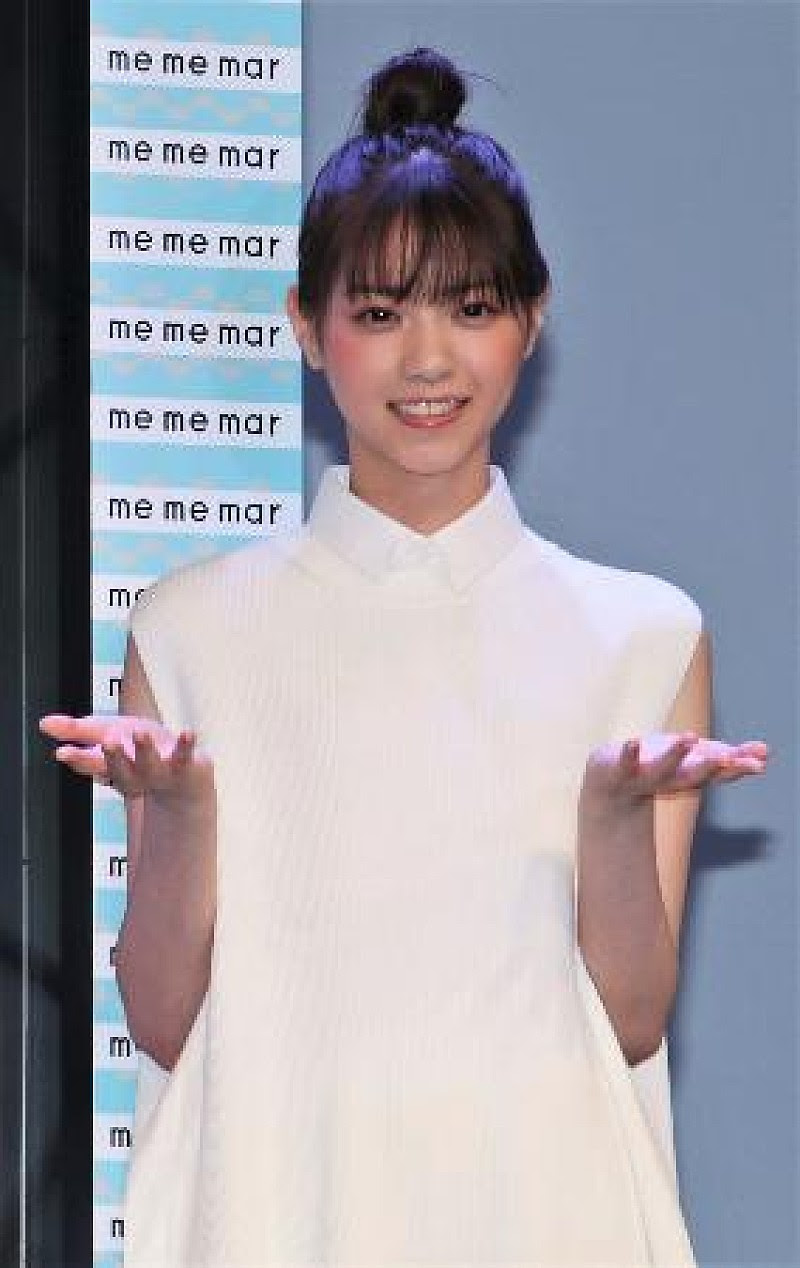 西野七瀬 雨の日に海で撮影して楽しかった 清楚系カラコン イメ ジキャラクタ に就任 Daily News Billboard Japan