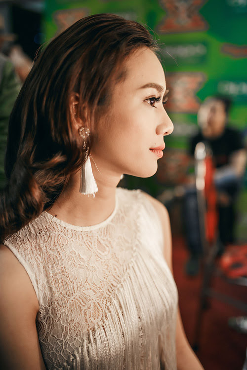 Cô gái giống Mỹ Tâm, Hà Hồ lại gây sốt X-Factor vì đẹp - 3