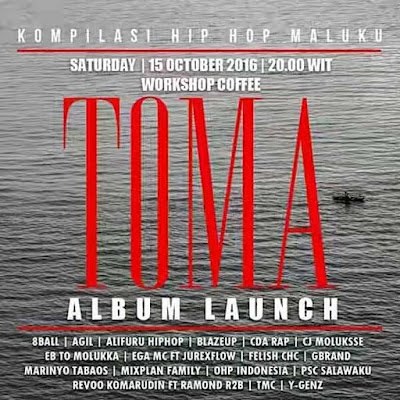 Ambon, Malukupost.com - Rapper solo dan grup hip-hop indie di Kota Ambon berkolaborasi meluncurkan album kompilasi indie bertajuk "TOMA". "Album ini berisi 17 lagu yang menawarkan bermacam-macam gaya aliran musik hip-hop, seperti old skul, dub step, swag, dance dan lainnya yang berkembang di Maluku," kata Mark MC dari Molukka Hip-Hop Community (MHC) selaku penanggung jawab produksi di Ambon, Kamis (13/10). Ia mengatakan sedikitnya ada 17 rapper solo dan grup hip-hop indie yang terlibat dalam pengerjaan album TOMA, di antaranya 8Ball, Alifuru HIPHOP, CDA Rap, CJ Moluksee, Revoo Komarudin, Mixplan Family, dan OHP Indonesia. Diluncurkan dalam bentuk compact disc (CD) sebanyak 200 keping, album yang akan dijual seharga Rp30.000 itu menjadi modal awal bagi musisi hip-hop di Ambon untuk mengerjakan proyek konser musik. "Berbeda dengan senior-senior di genre pop lagu daerah Maluku, selama ini kebanyakan dari kami meluncurkan album atau single secara online, TOMA menjadi salah satu bentuk nyata proses berkesenian seniman indie hip-hop di sini," katanya. Proses produksi yang terbilang singkat, album TOMA merupakan hasil gagasan dari kumpul bersama dan diskusi dari para penyanyi dan musisi hip-hop di Kota Ambon pada September 2016. Dalam pengerjaannya pun, Mark mengatakan tidak hanya menyediakan lagu, para musisi dan penyanyi yang terlibat juga turut menyumbang, mulai dari biaya produksi hingga kepingan CD untuk album. "Karena ini album indie, kami mengerjakannya secara bersama-sama mulai dari penyiapan lagu hingga produksinya, teman-teman yang terlibat juga menyumbang untuk pembuatan album ini," katanya. Ia berharap album TOMA dapat mendorong rasa percaya diri penyanyi dan musisi hip-hop yang baru berkembang untuk lebih percaya diri dan maksimal dalam berkesenian. "Teman-teman yang terbilang masih junior juga ikut terlibat dalam pengerjaan album ini, diharapkan dapat mendorong mereka untuk lebih percaya diri dalam bermusik dan berkarya seterusnya," ucapnya. (MP-2)