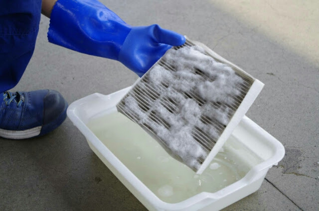 エアコンフィルターのお掃除方法 本柳流 洗車 タイヤ コーティング 石油ボイラーのお役立ち情報 白河市 東白川郡のガソリンスタンド藤田燃料ブログ