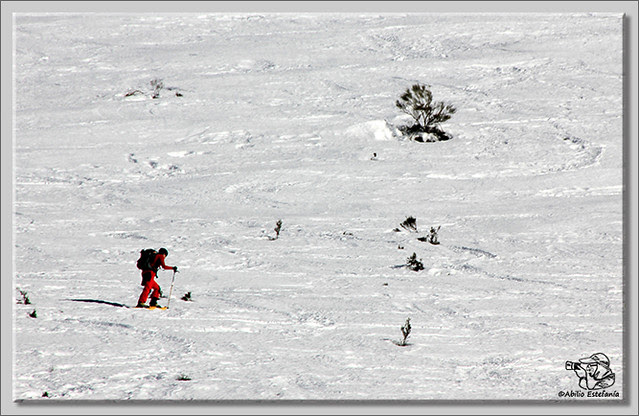 3 Deslizadose por la nieve