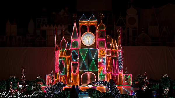 Disneyland Resort, Disneyland, Fantasyland, it's a small world, facade, scaffold, Christmas, Time, Small World Holiday, 60