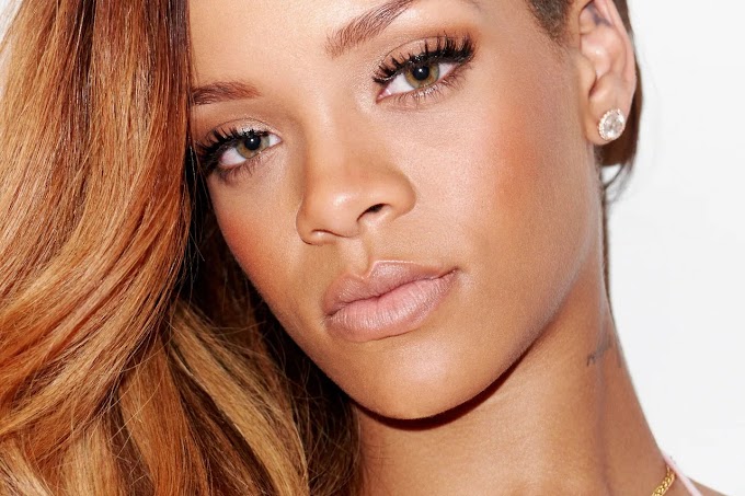 So Rihanna Makes It Rain in a Strip Club?? [ VIDEO ]
