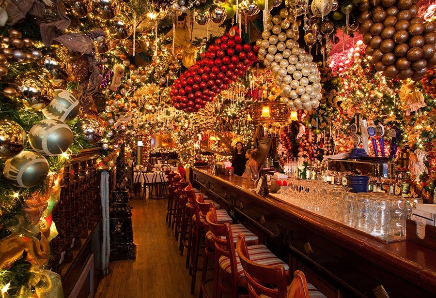 Rolf s German Restaurant is Ready for Christmas with Rolf s German Restaurant is Ready for Christmas with