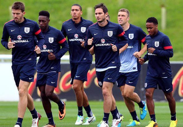 Carrick keen to play on for England after World Cup