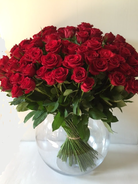 バラの花束でプロポーズ Wedding 札幌の花屋 Hug Flowers ハグフラワーズ ブロックコーポレーション