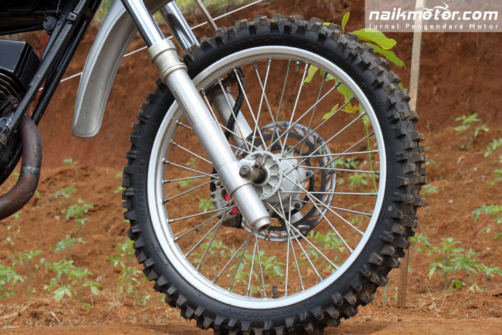 Yamaha DT100 1982, Motor Trail Lelangan Bergaya 'Kekinian'