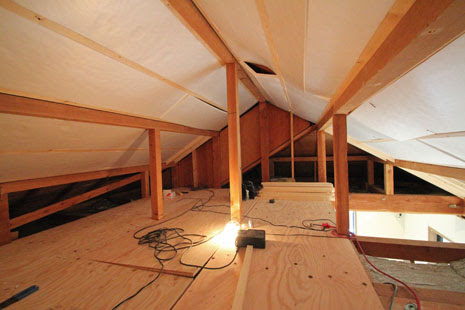 もう一部屋欲しい時は リフォームでロフトや屋根裏収納を作ろう
