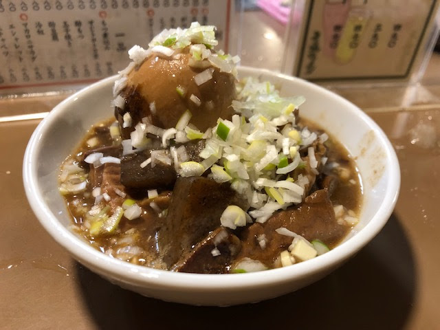 思い出横丁人気no 1のお店 もつ焼きウッチャン 新宿 食べ歩きコンシェルジュ