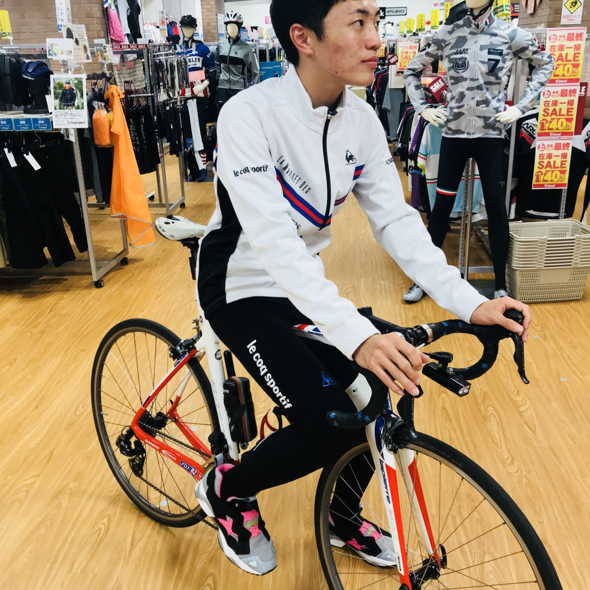ロードバイク Le Coq Sportif ルコックでオシャレに寒さを乗り越えよう Y S Road 名古屋ウェア館