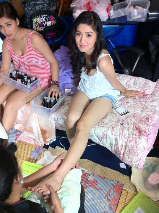 kim chui cleavage pics in dressing room 01