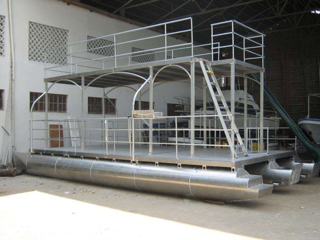 Photo : Pontoon Houseboat Floor Plans Images. Homemade ...